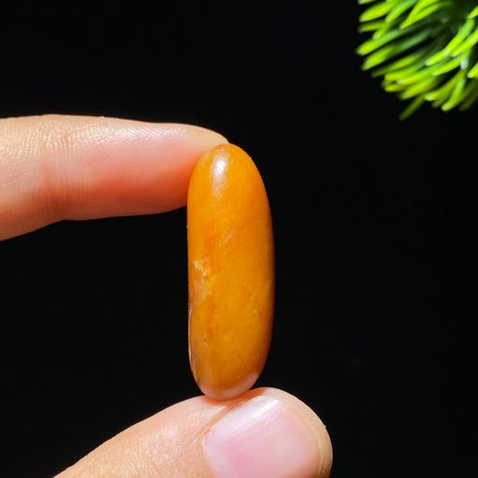 和田玉黄沁籽料原石（7g）