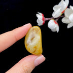 【超值推荐】和田玉黄皮籽料原石（14.3g）