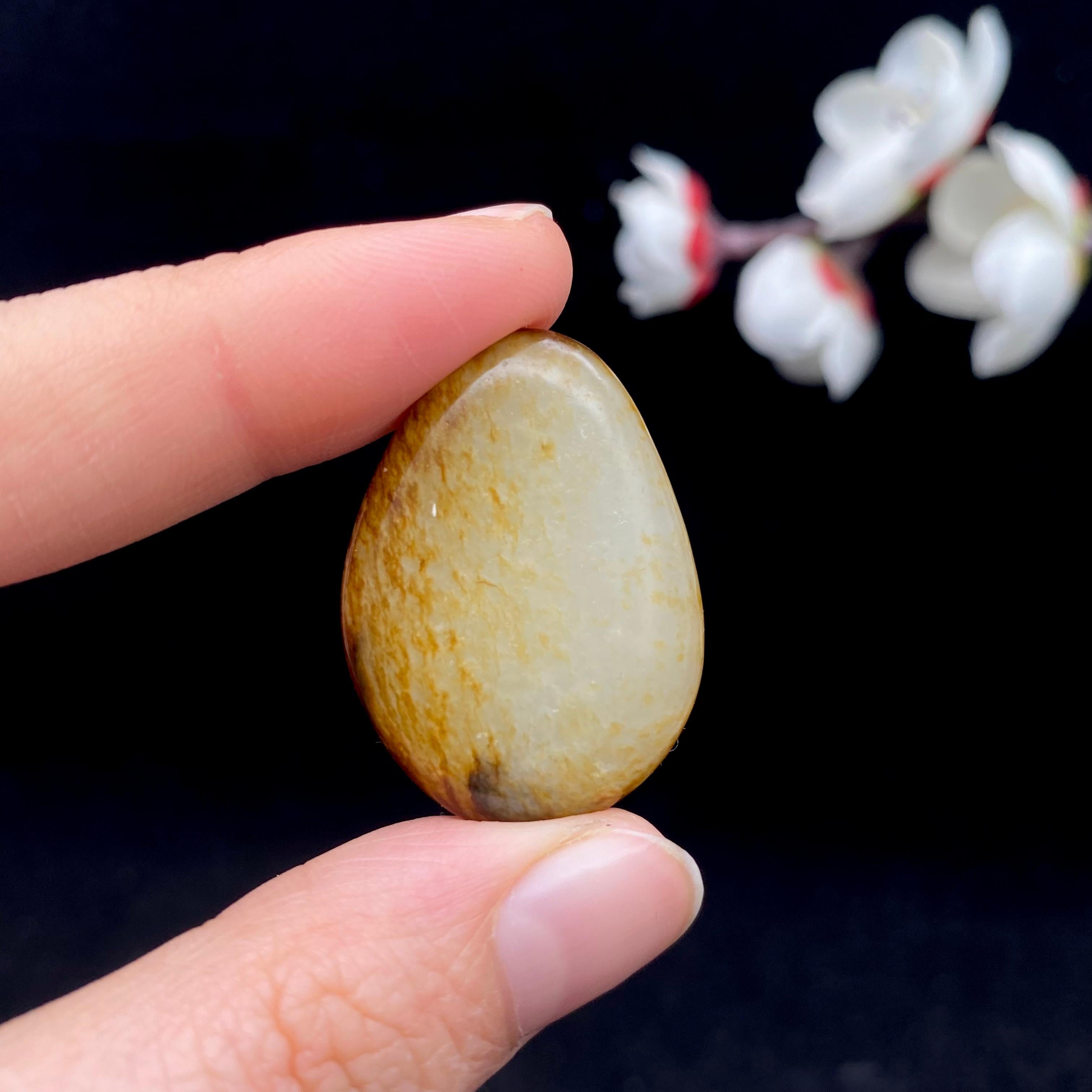 和田玉洒金皮籽料（10.2g）