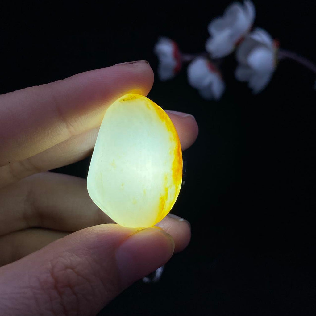 和田玉洒金皮籽料吊坠籽（12.7g）