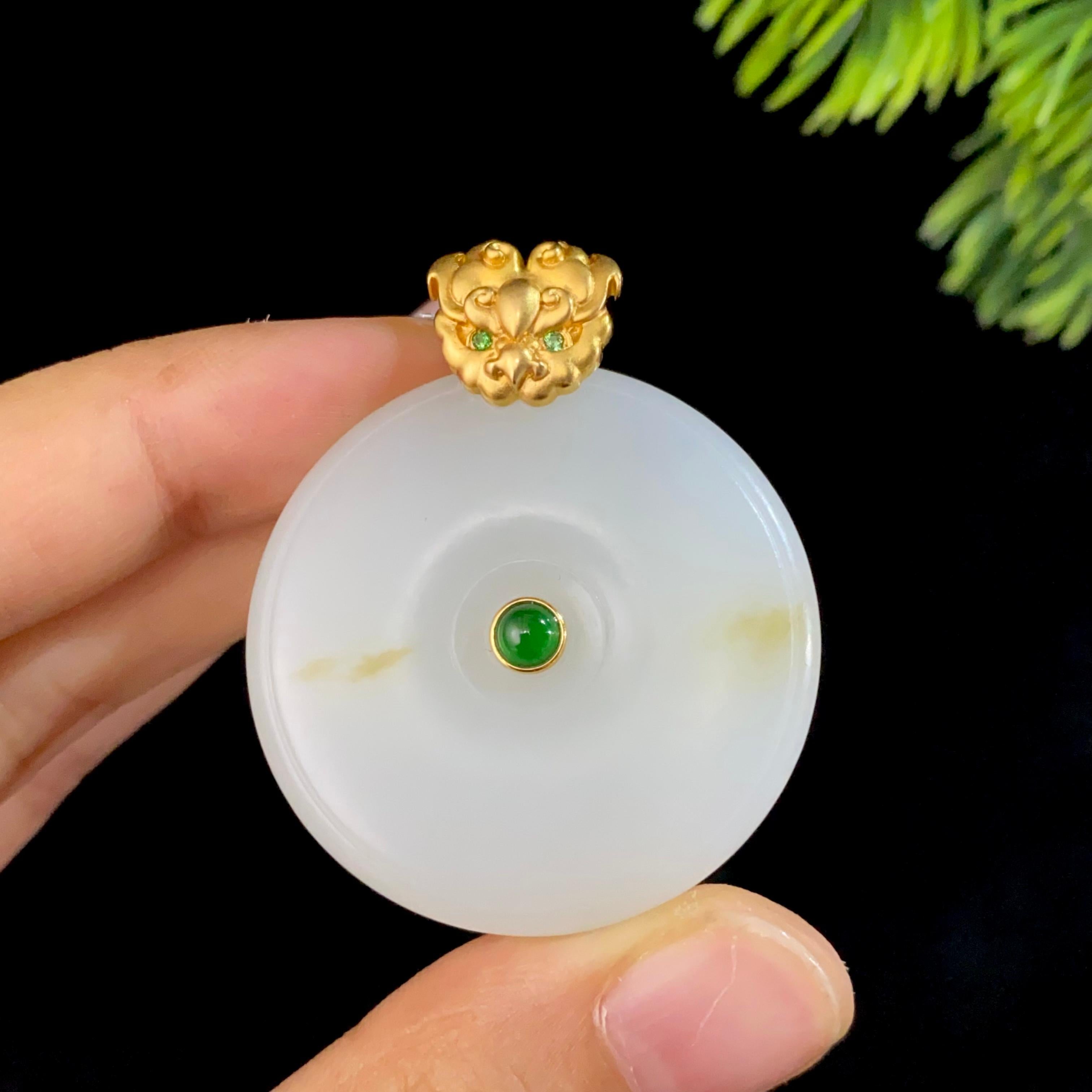 和田玉18k金糖白平安扣吊坠（21.6g）