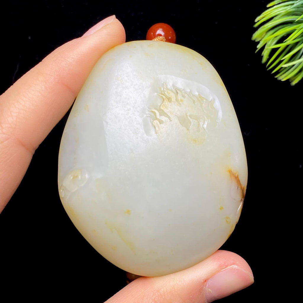 和田玉籽料龙行天下（84.0g）