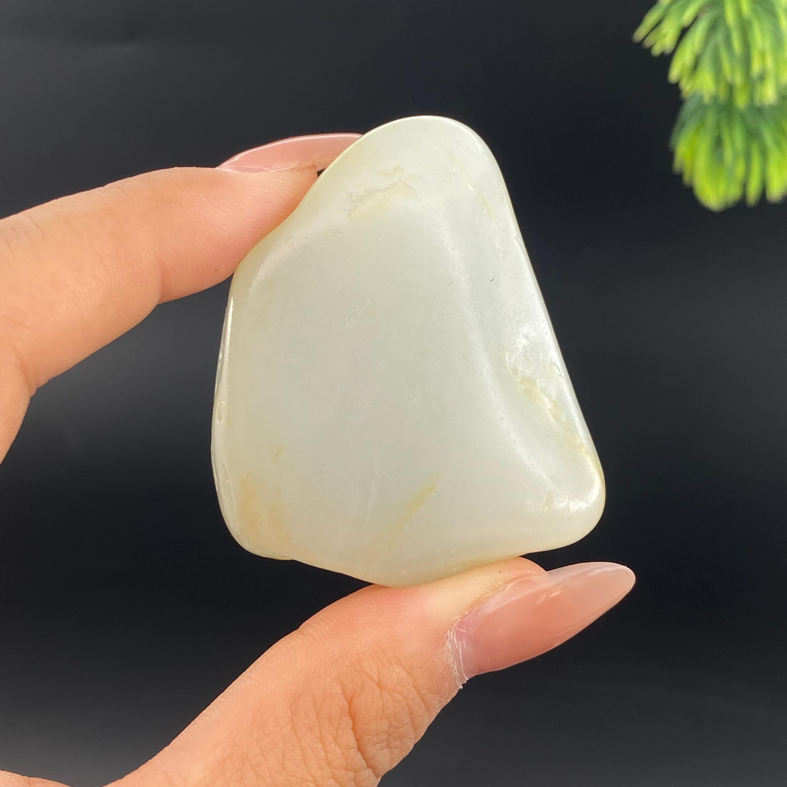 和田玉洒金皮籽料（57.22g）