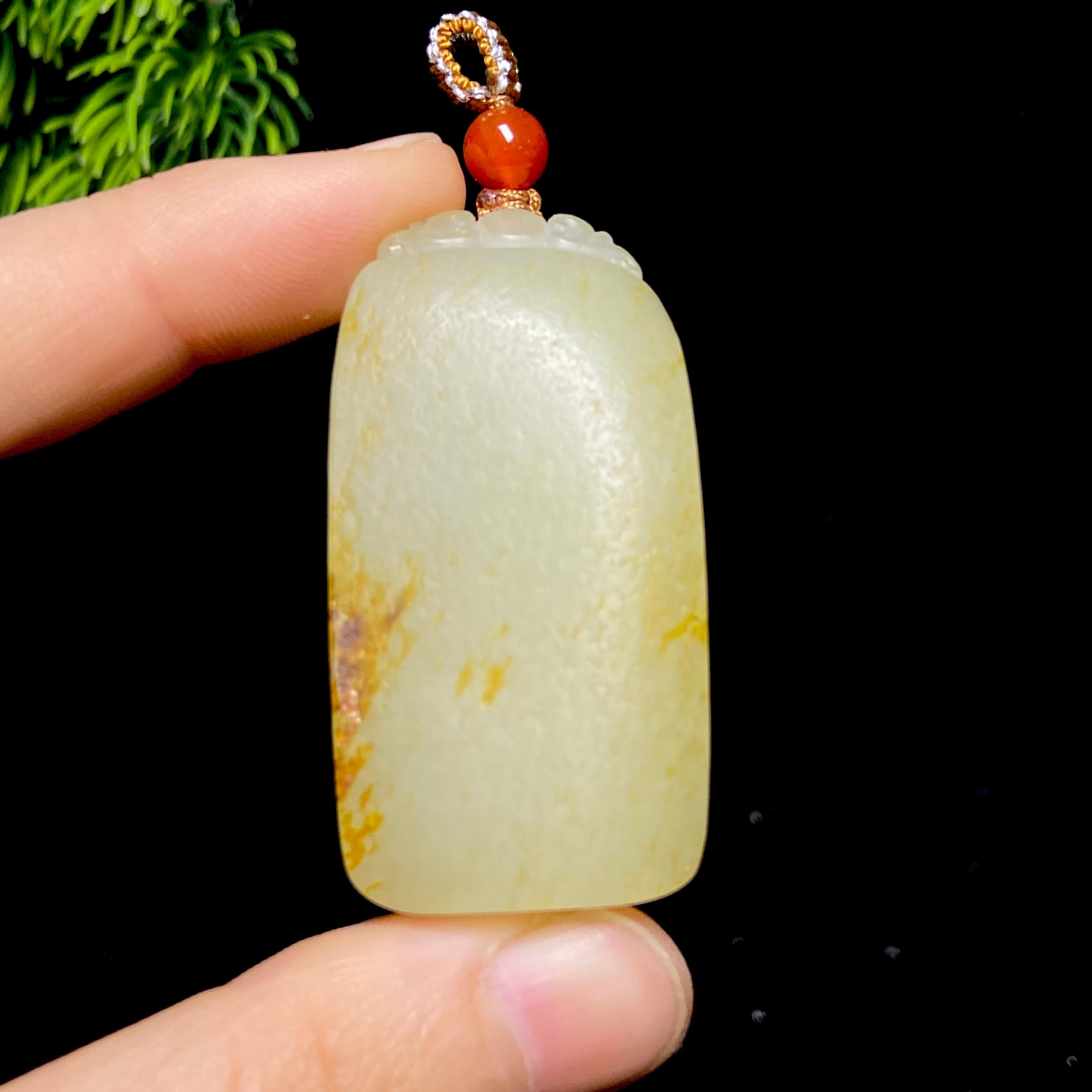 和田玉籽料无事牌（34.8g）