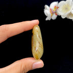 和田玉黄皮籽料大挂件（52.2g）