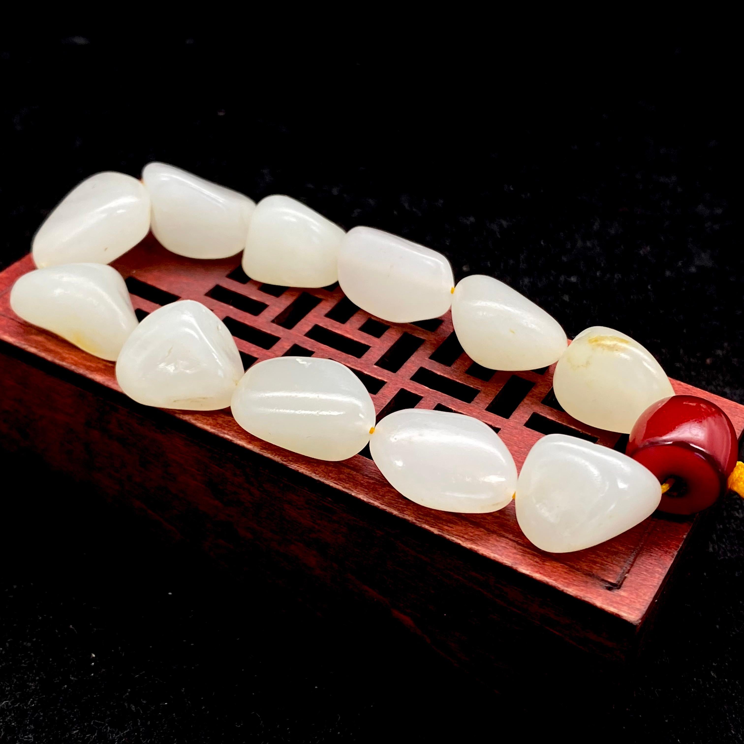和田玉-白玉【精品手串】（43g） – 厚德载玉