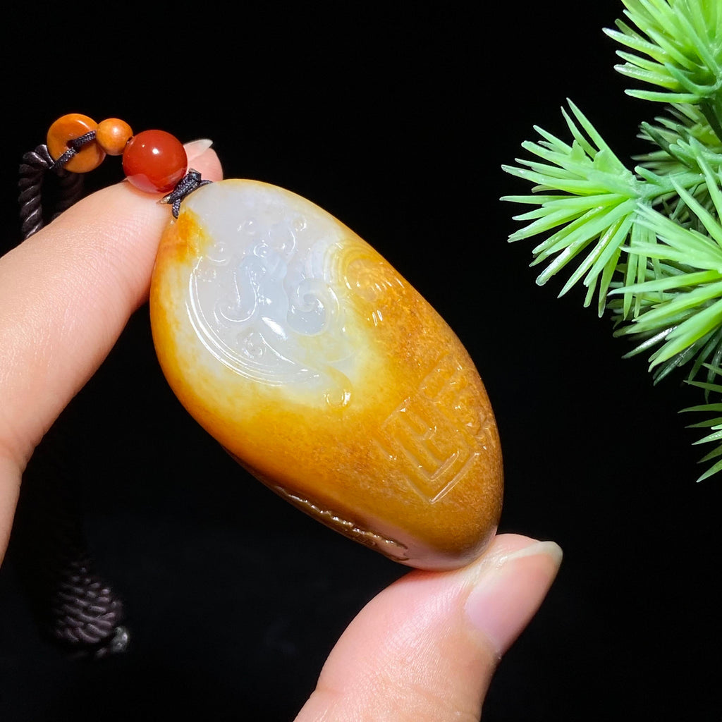 和田玉籽料大师望子成龙（31.2g）