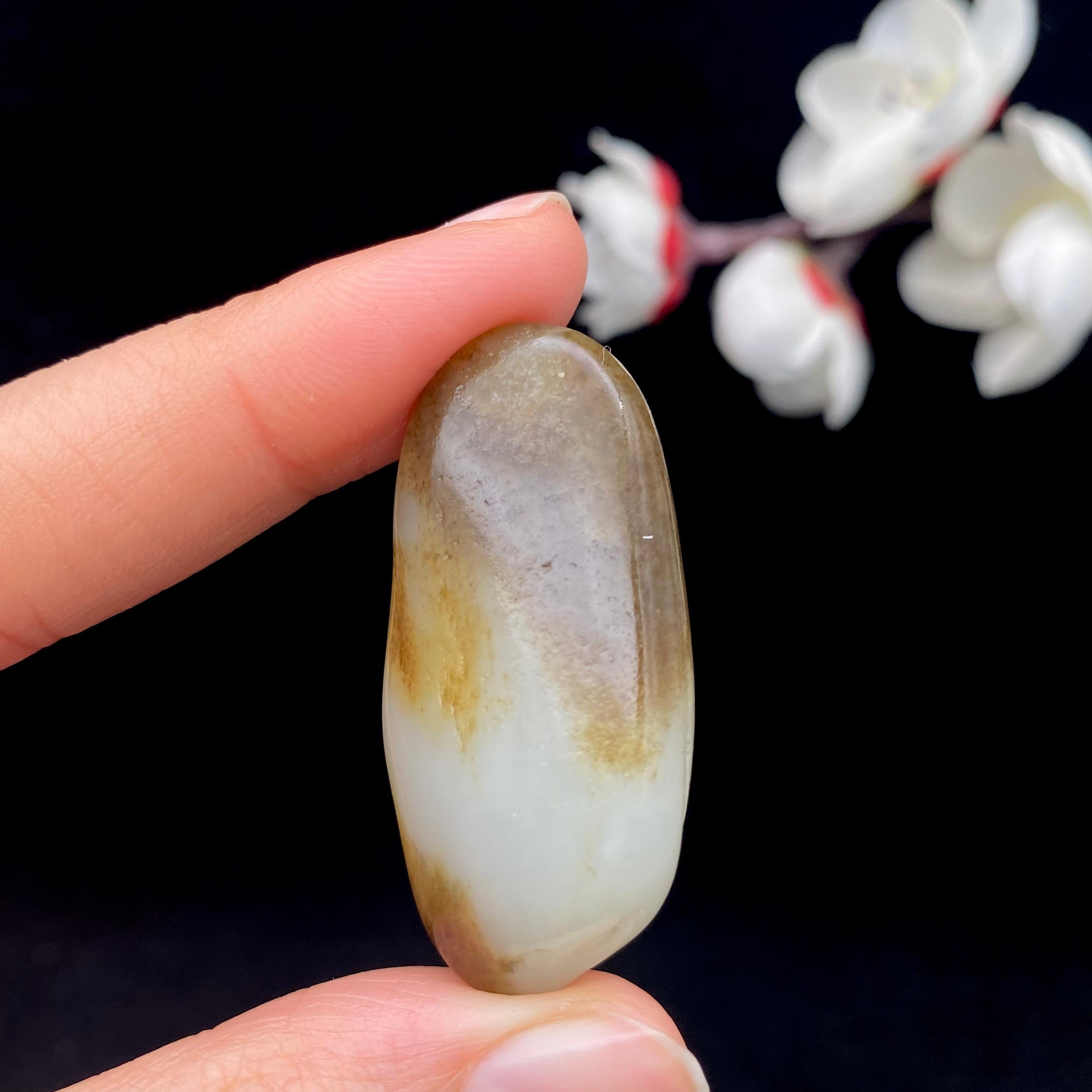 和田玉秋梨皮籽料吊坠籽（13.5g）