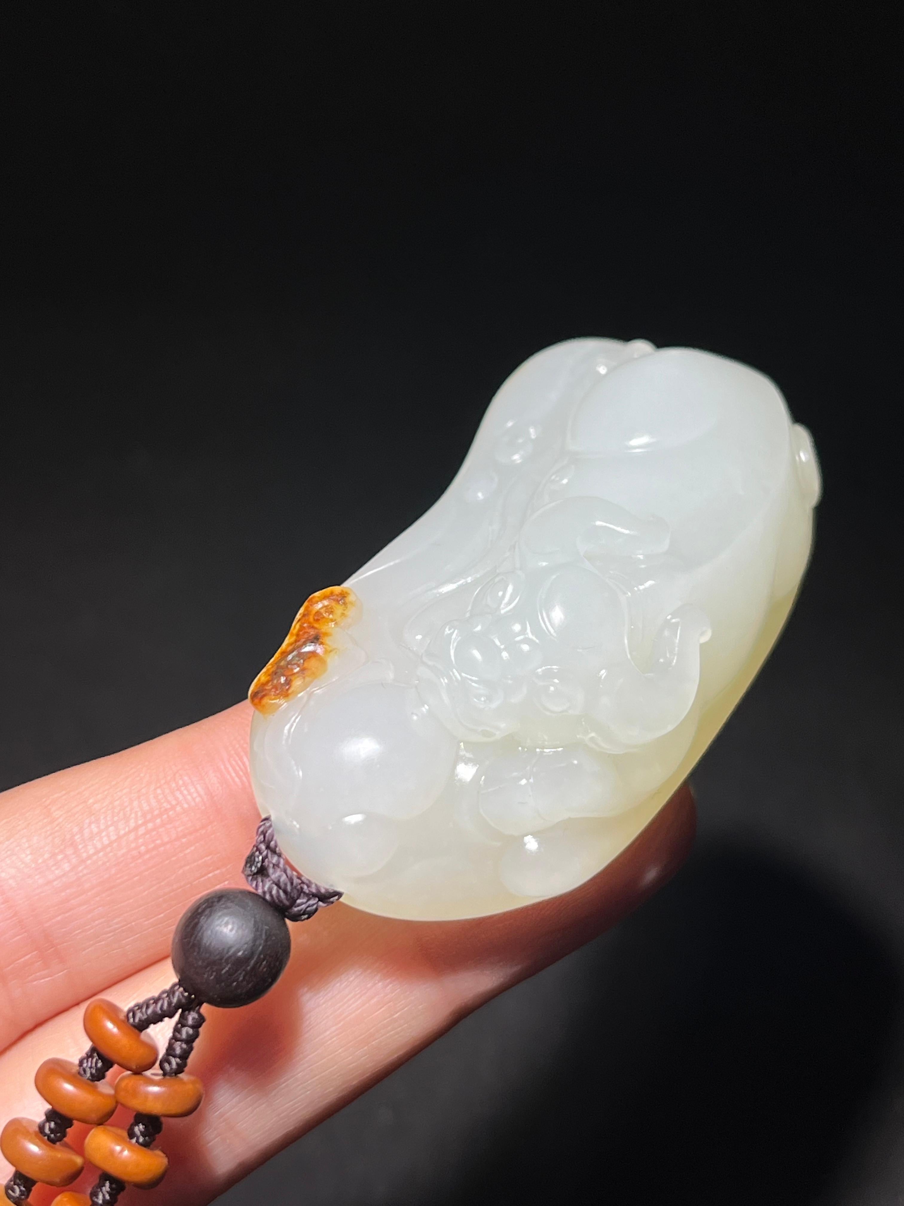 和田玉籽料白玉扭转乾坤（60.0g）