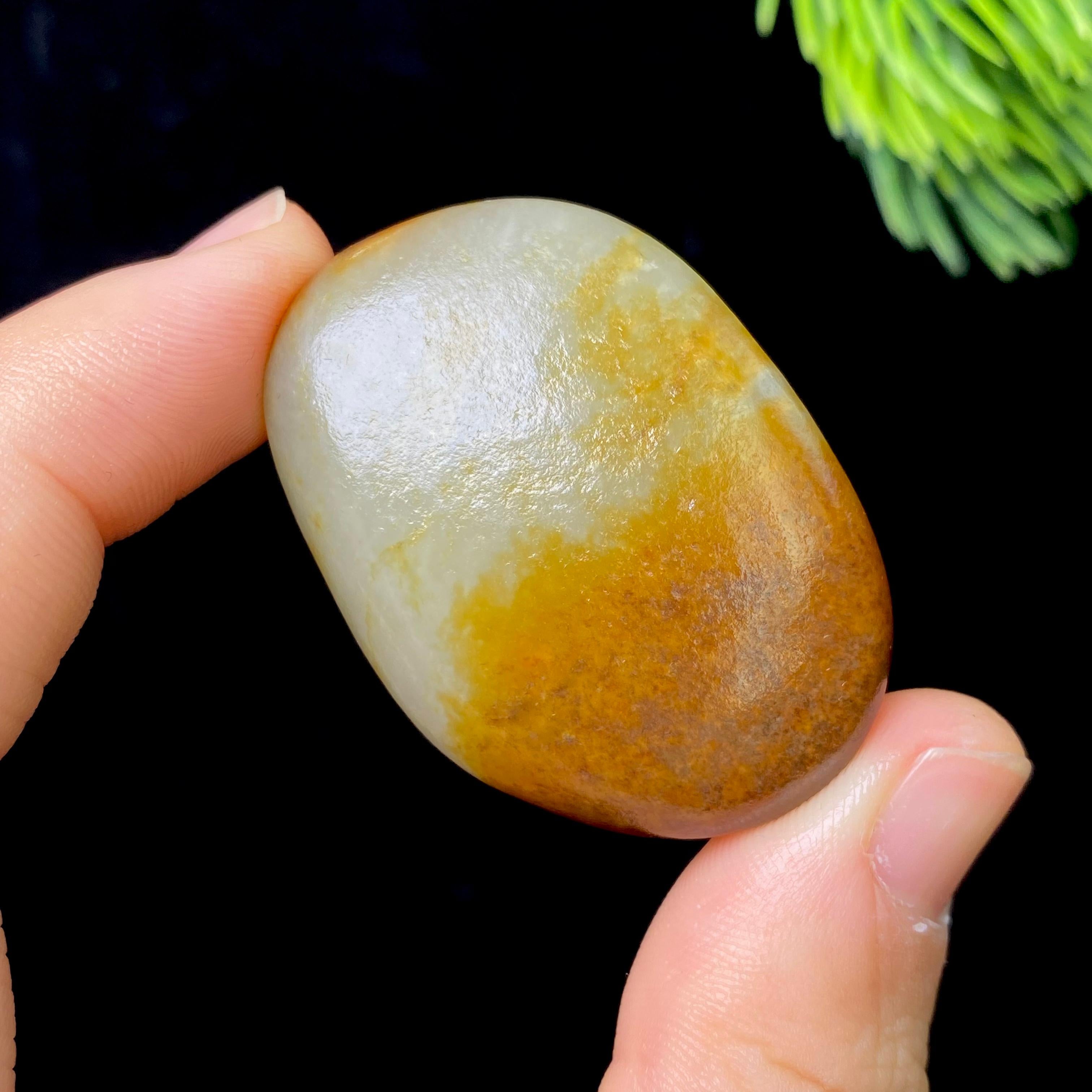和田玉秋梨皮籽料（25.3g）