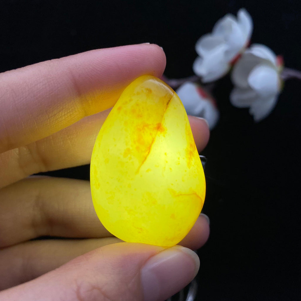和田玉洒金皮籽料挂件（20g）