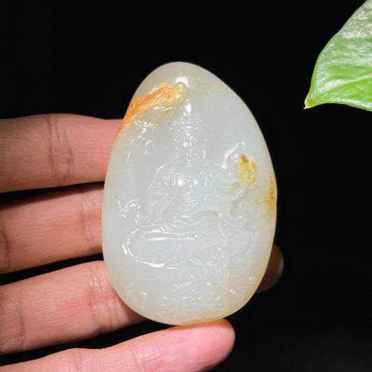 和田玉籽料独籽洒金皮观音挂件（88.0g）