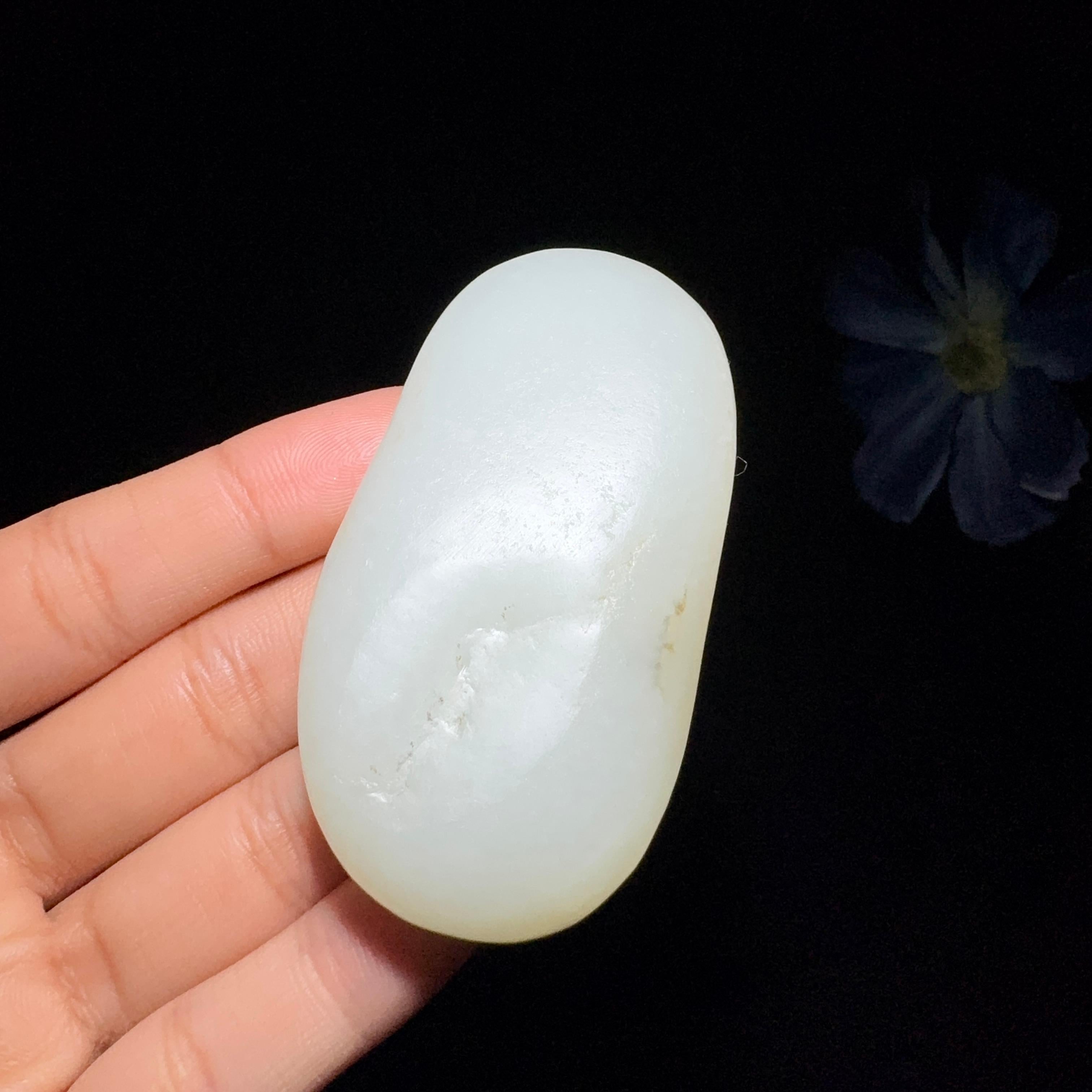 和田玉籽料关公（63.9g）