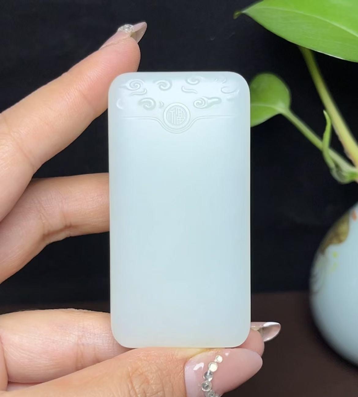 和田羊脂玉平安无事牌（73.1g）