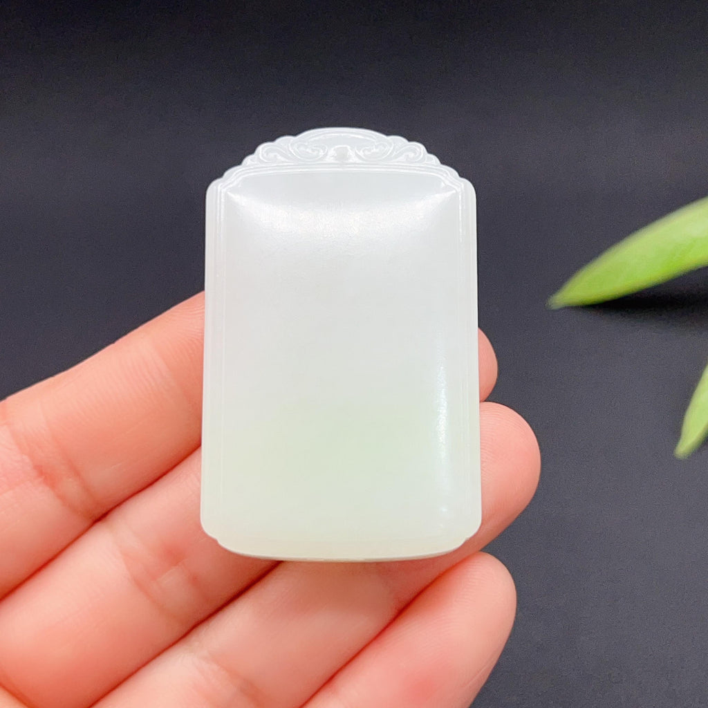 和田玉羊脂白玉平安无事牌玉牌（32.9g）