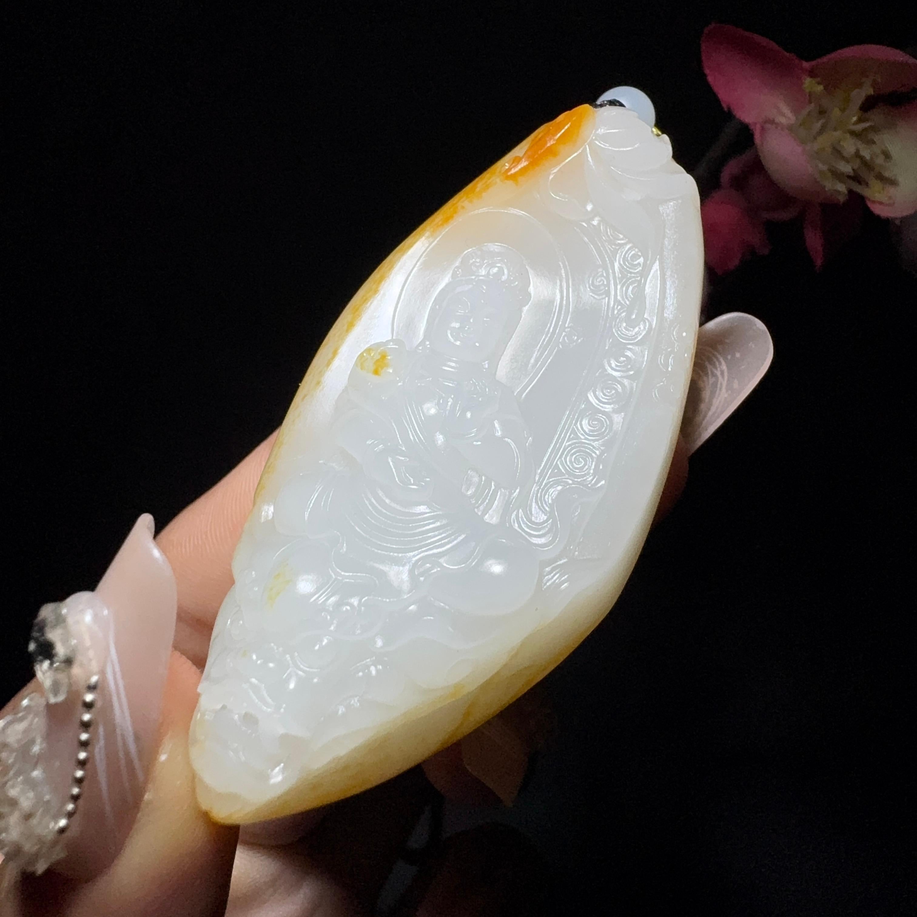 和田玉籽料挂件御龙观音（58.3g）