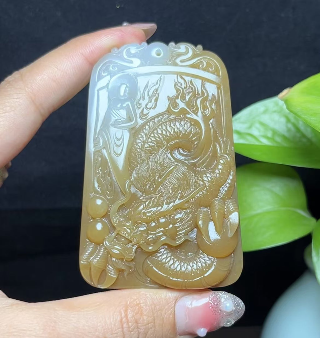 新疆和田玉且末糖白羊脂玉龙牌山水