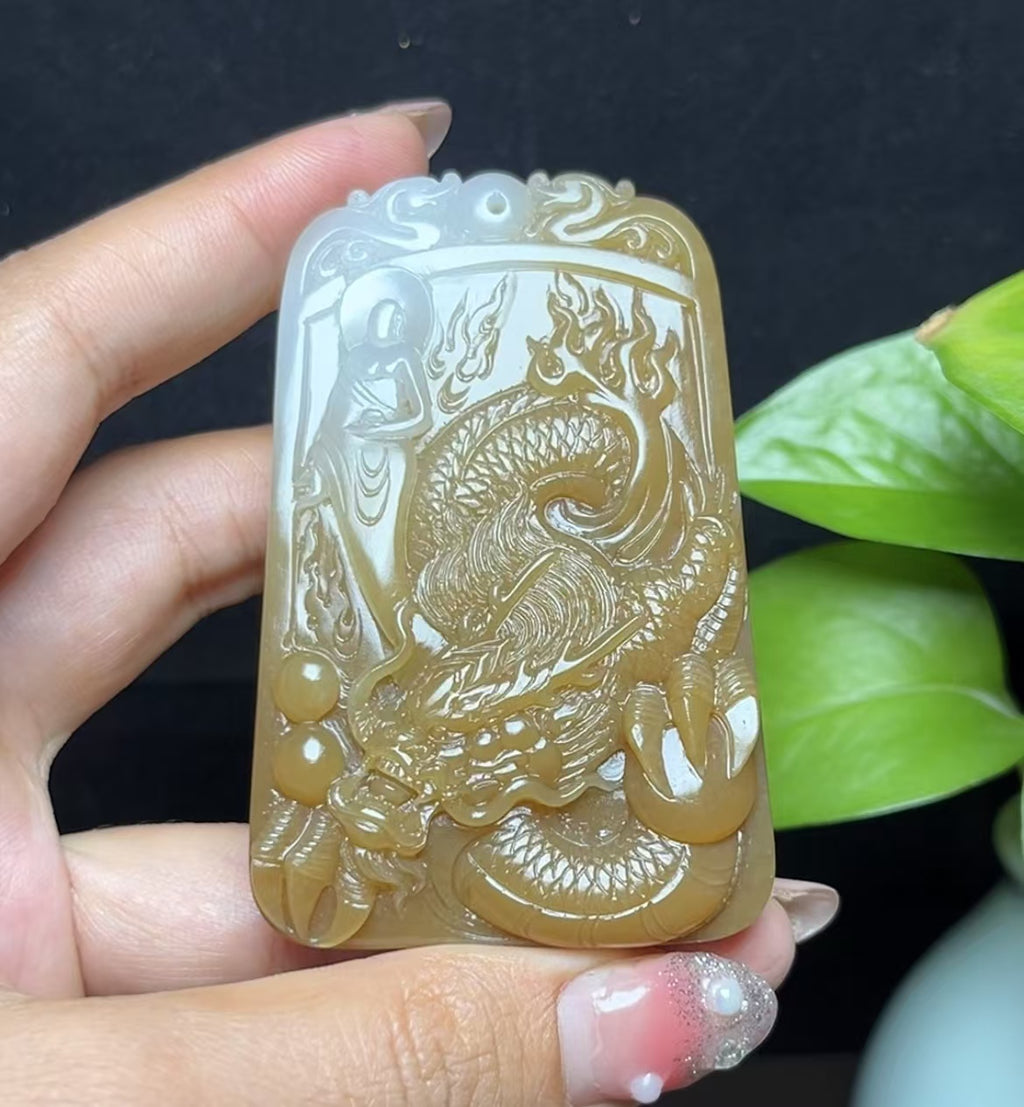 新疆和田玉且末糖白羊脂玉龙牌山水