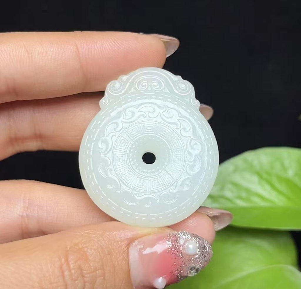 和田羊脂玉和氏璧平安扣