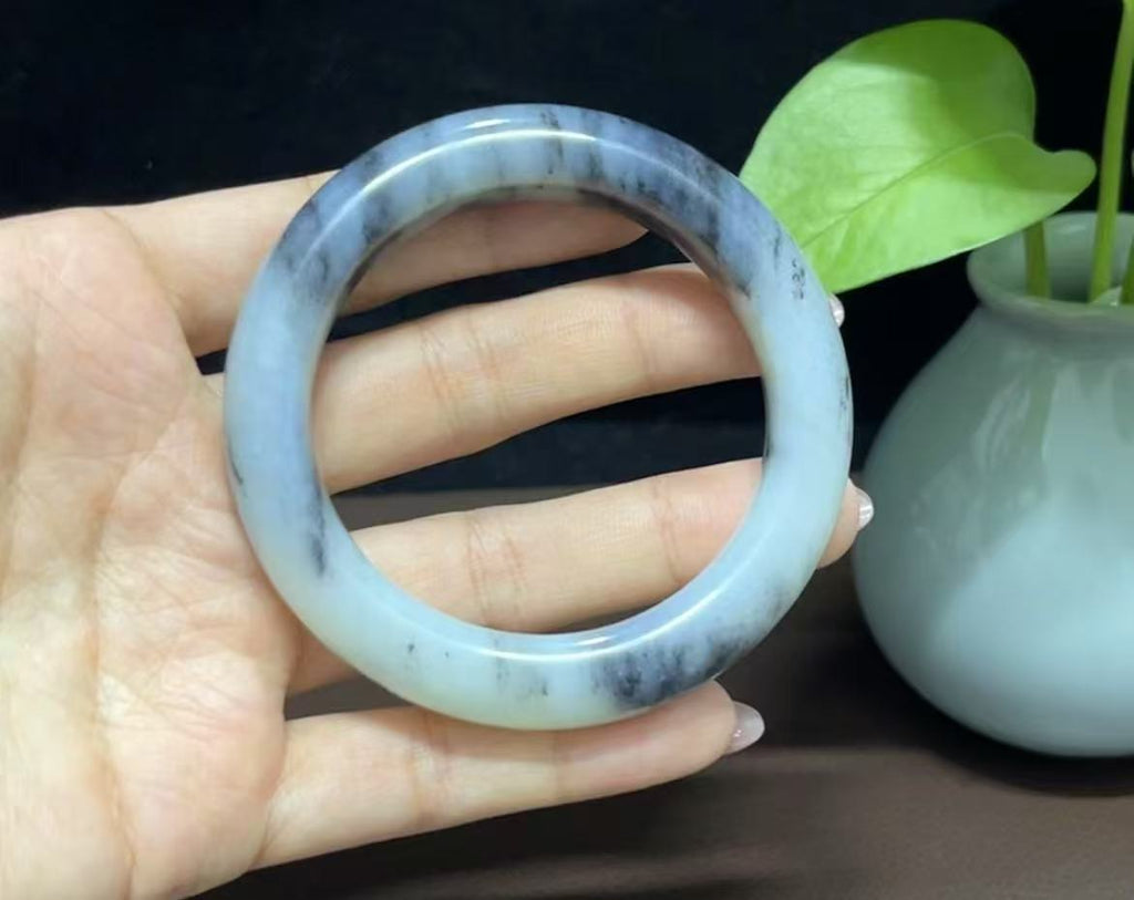 和田玉意境青花手镯