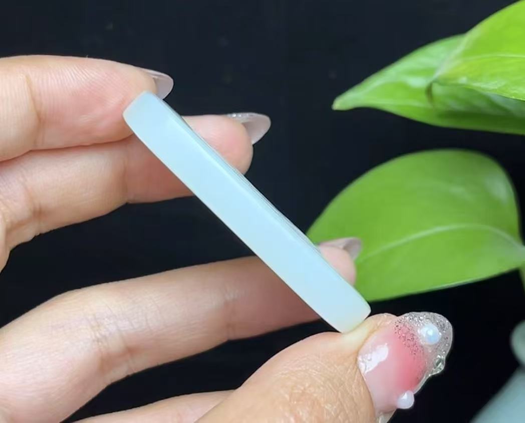 和田羊脂玉生肖狗旺财