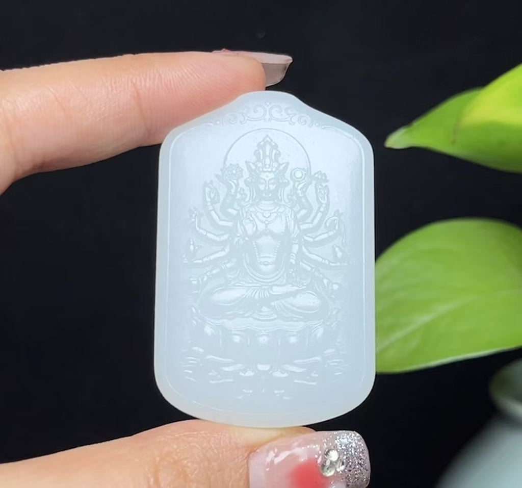 和田羊脂玉千手观音