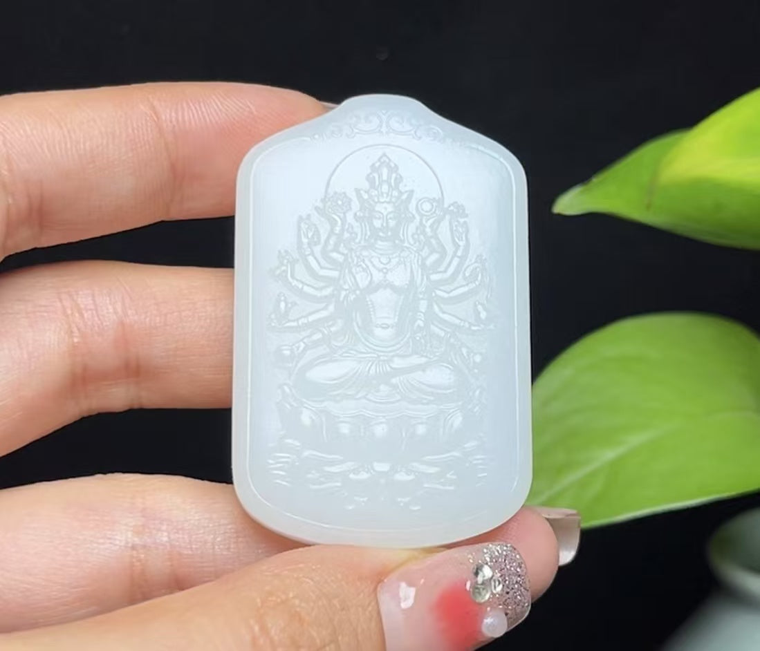 和田羊脂玉千手观音