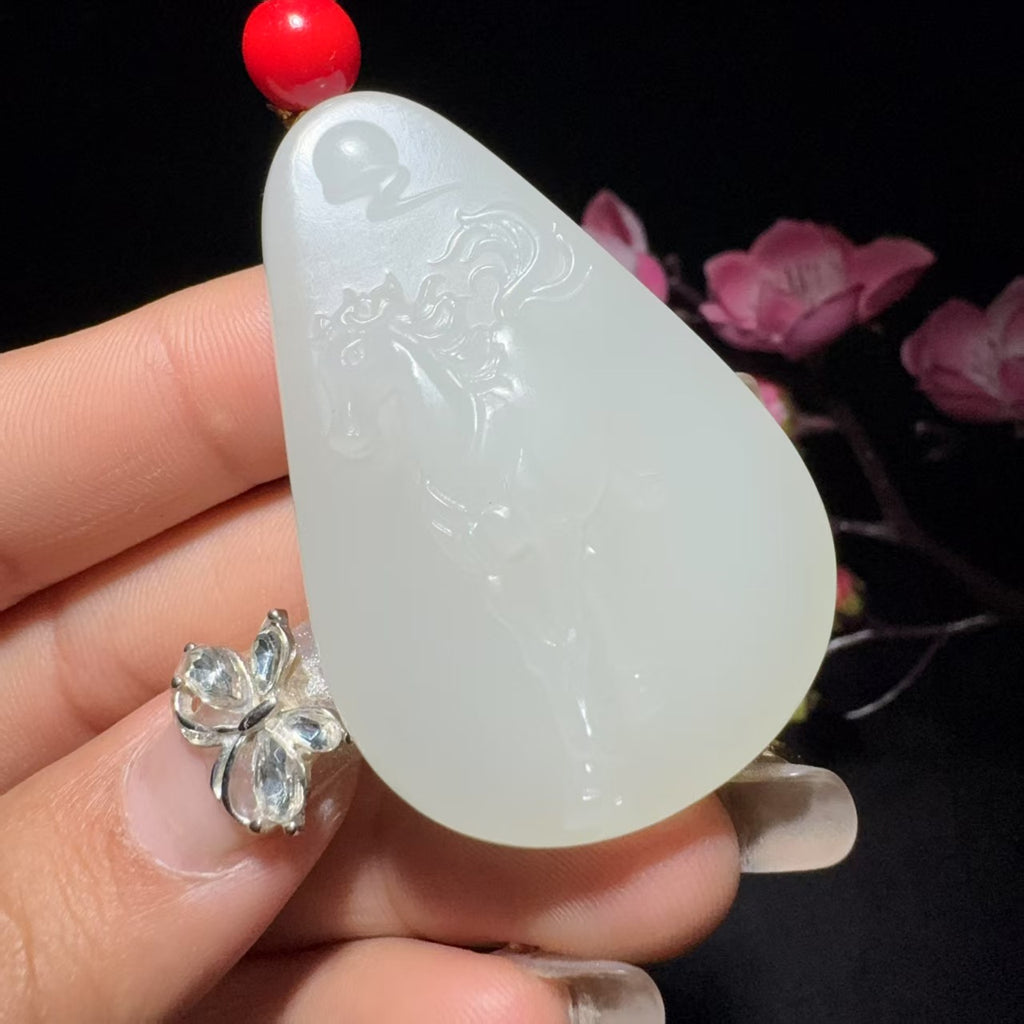 和田玉白玉马牌
