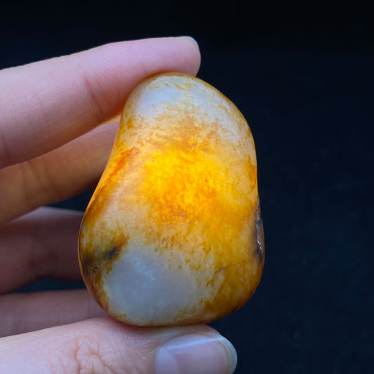 和田玉-聚黄皮青花底籽料挂件