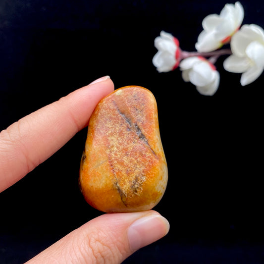 和田玉-聚黄皮青花底籽料挂件