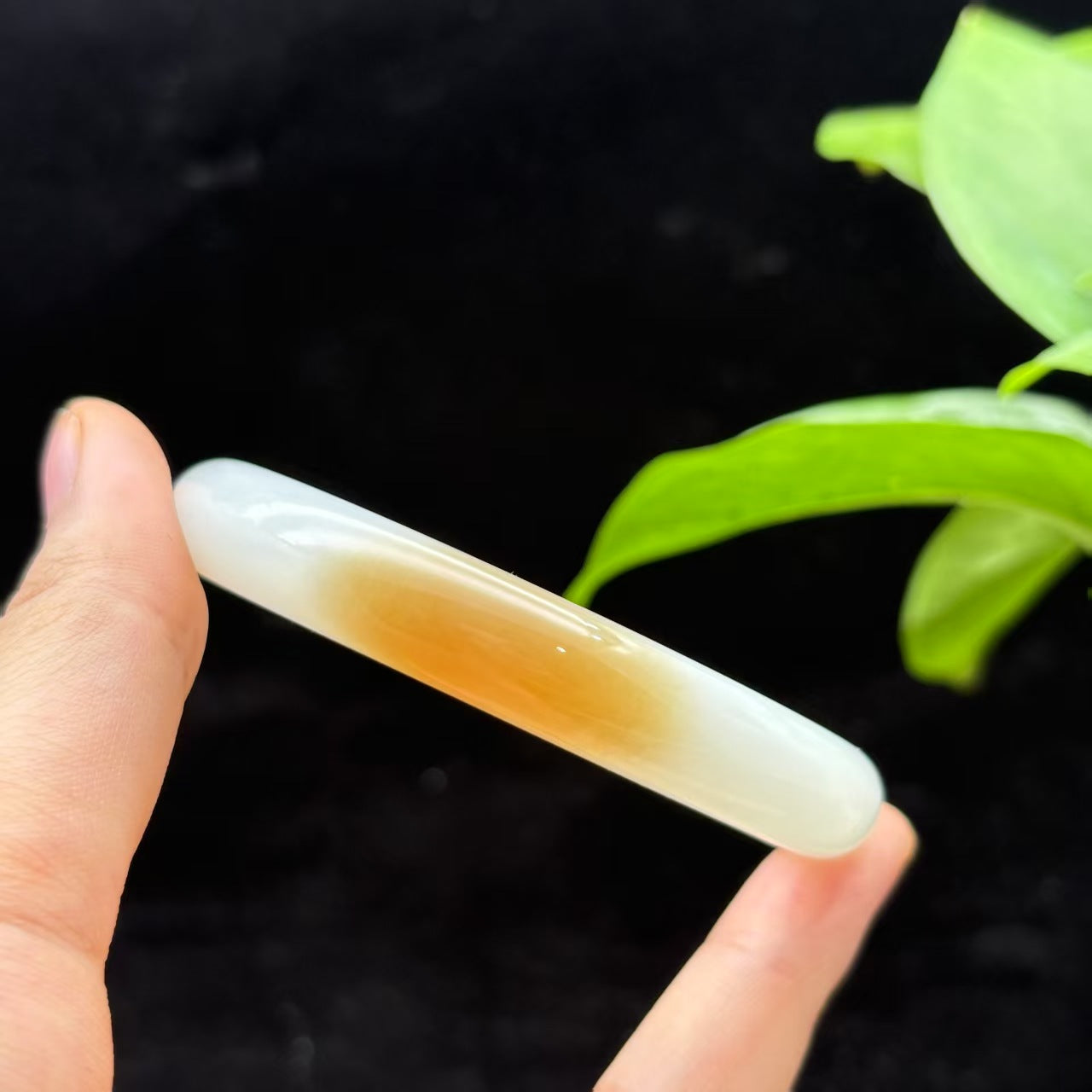 和田玉糖白手镯