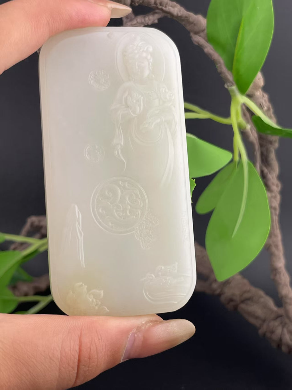 和田玉糖白观音挂件