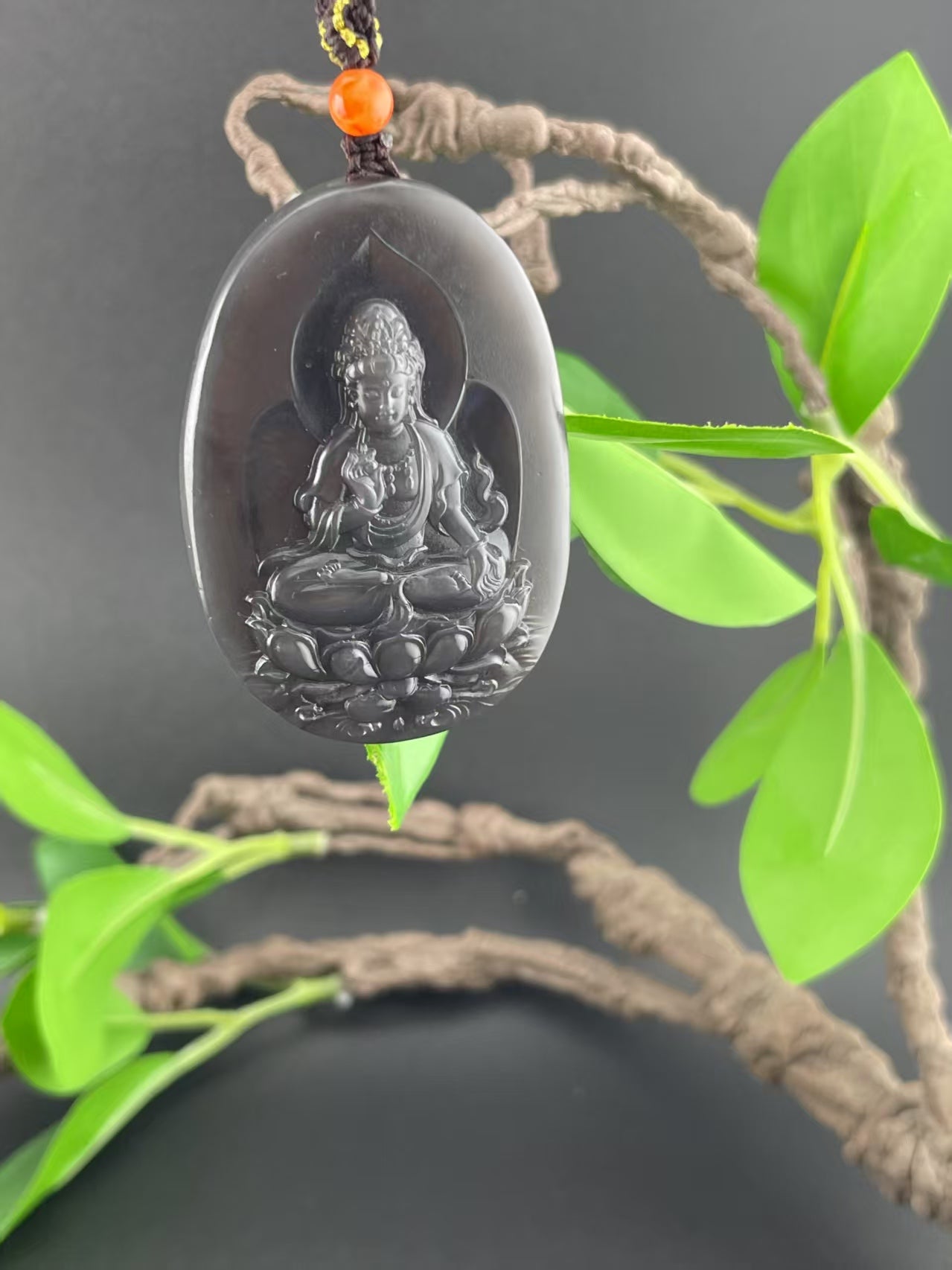 和田玉烟紫观音挂件