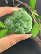 和田玉碧玉喜鹊莲花挂件