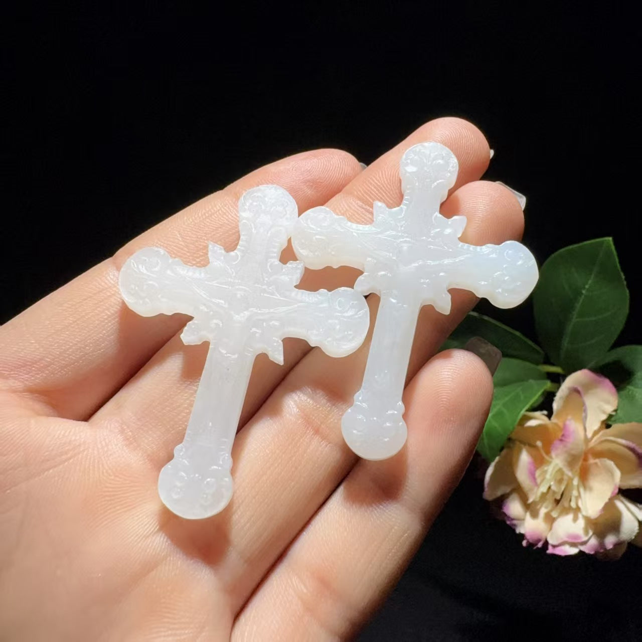 和田玉白玉挂件基督耶稣十字架