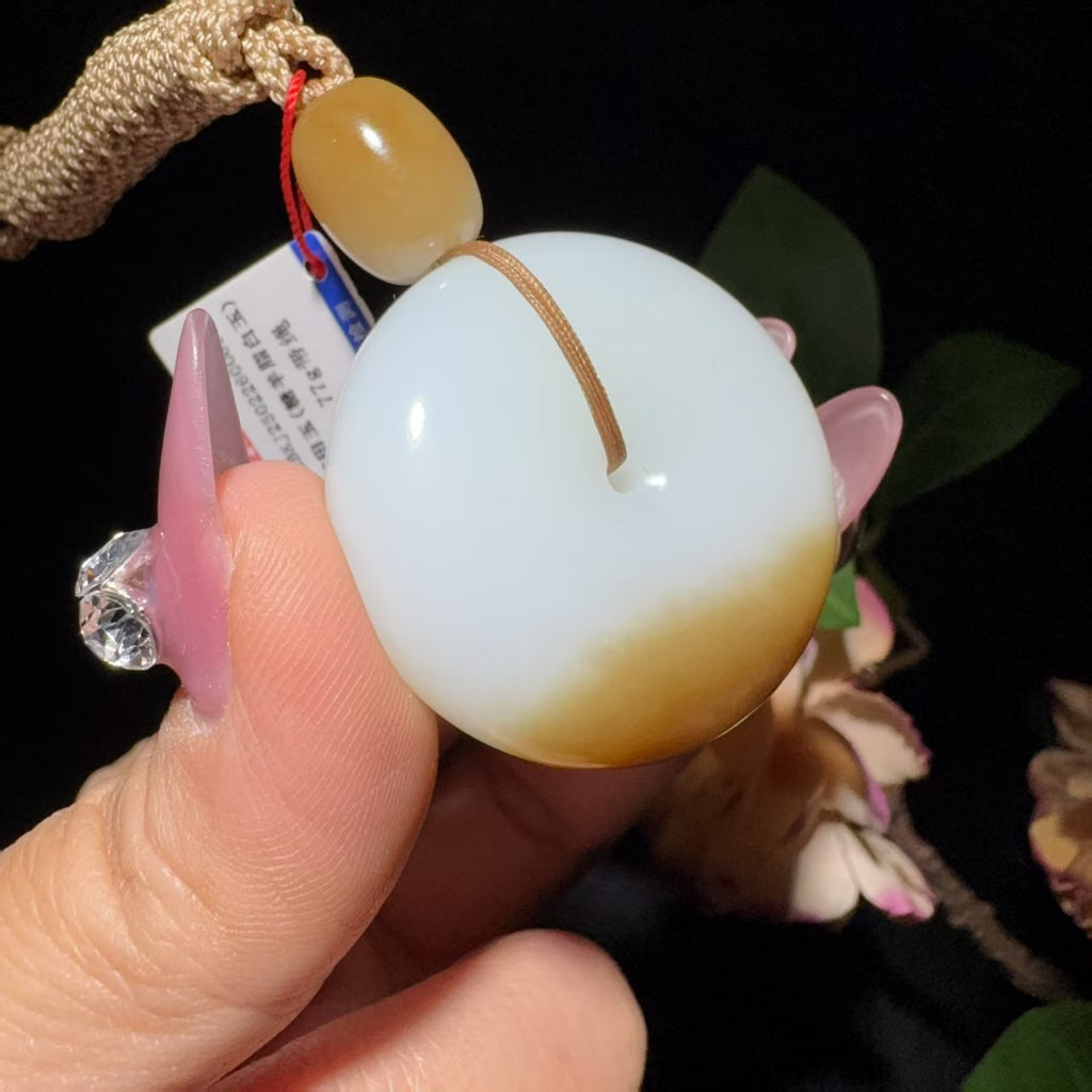 和田玉糖白平安扣