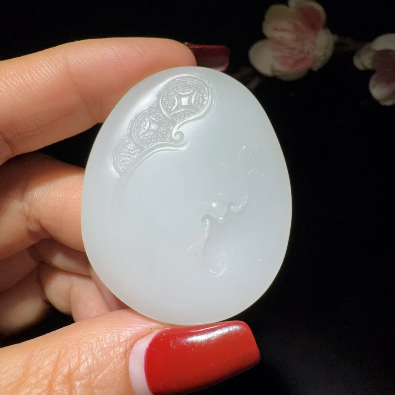 和田玉籽料挂件福在眼前