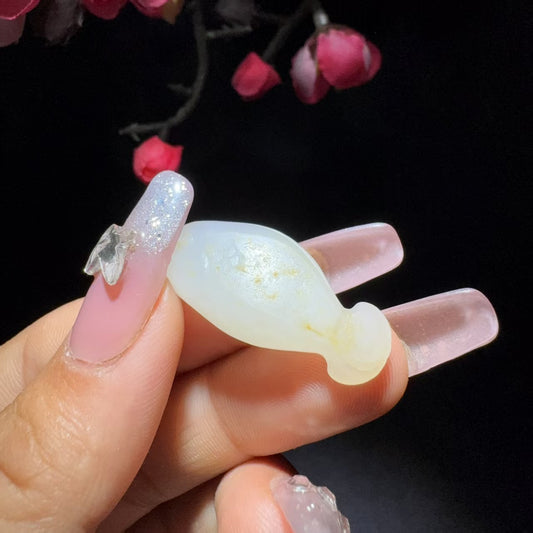 【超值推荐】和田玉籽料鱼挂件