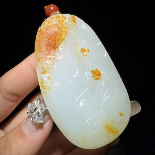 和田玉籽料观音挂件