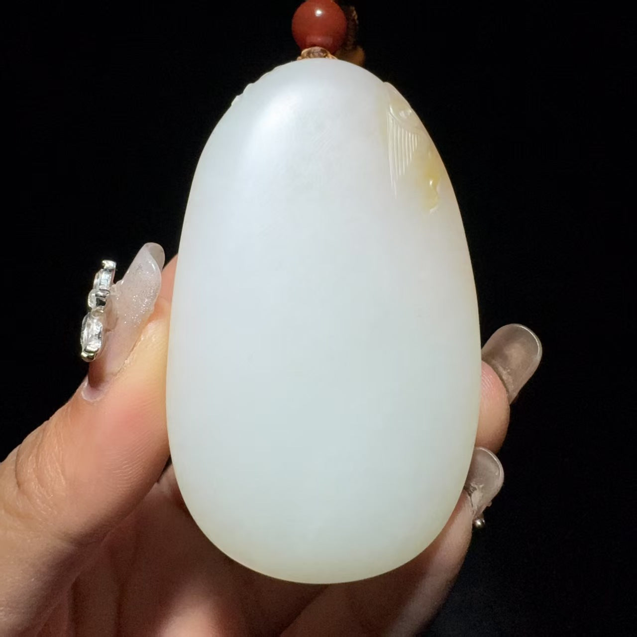 和田玉籽料观音挂件