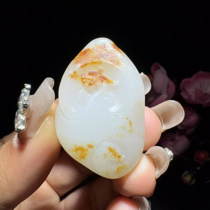 和田玉籽料龙挂件