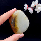 和田玉-聚黄皮青花底籽料手把件
