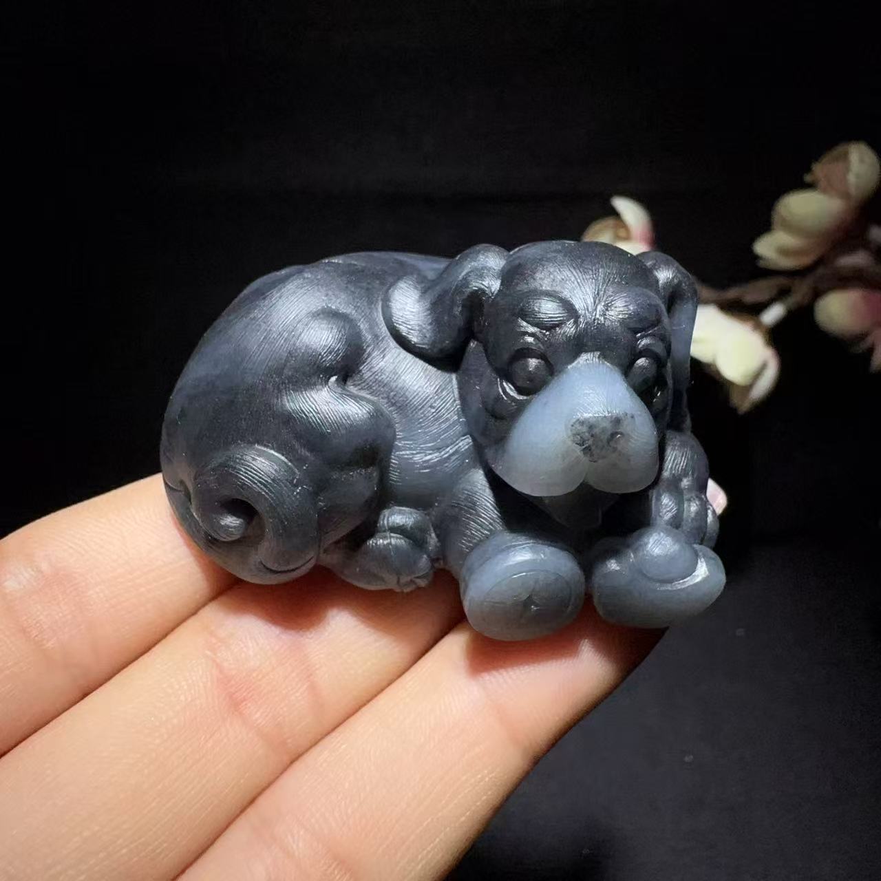和田玉青花手把件旺财