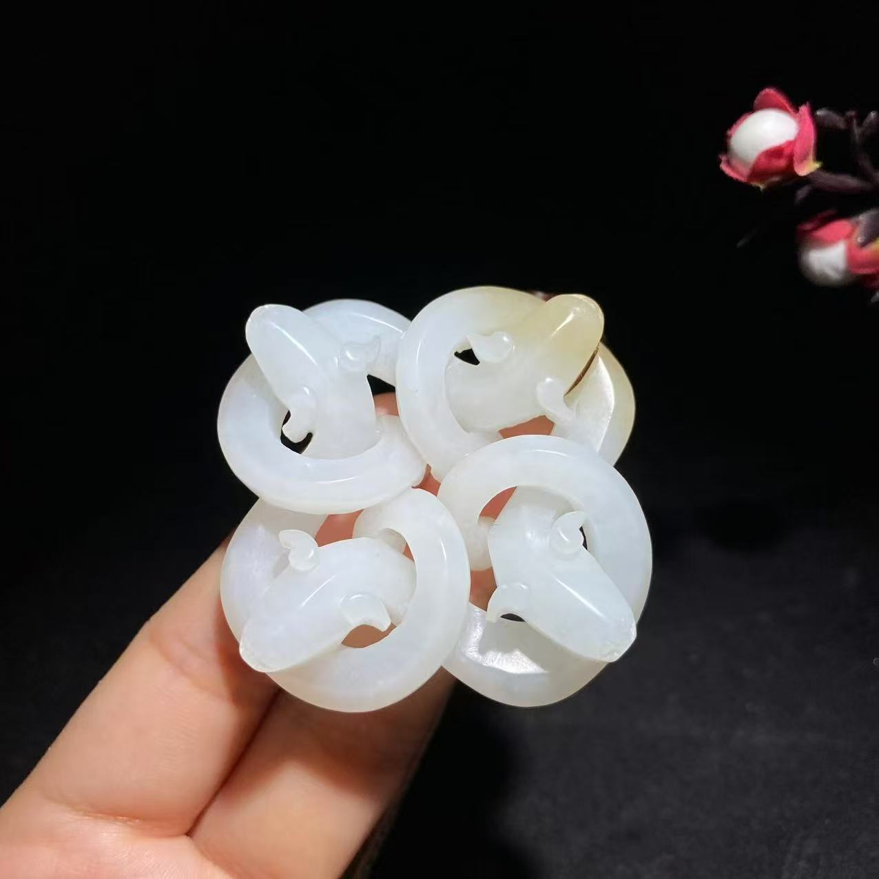 和田糖白玉腰缠万贯挂件