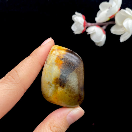和田玉-聚黄皮青花底籽料手把件