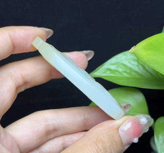新疆和田玉且末糖羊脂玉文殊菩萨
