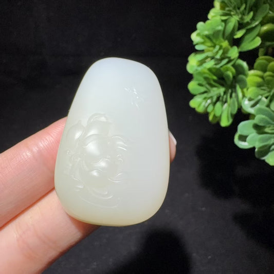 和田玉糖白挂件仿古龙