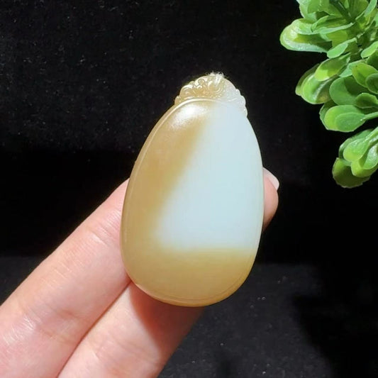 和田玉糖白水滴平安牌