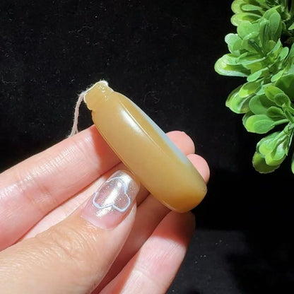 和田玉糖白水滴平安牌