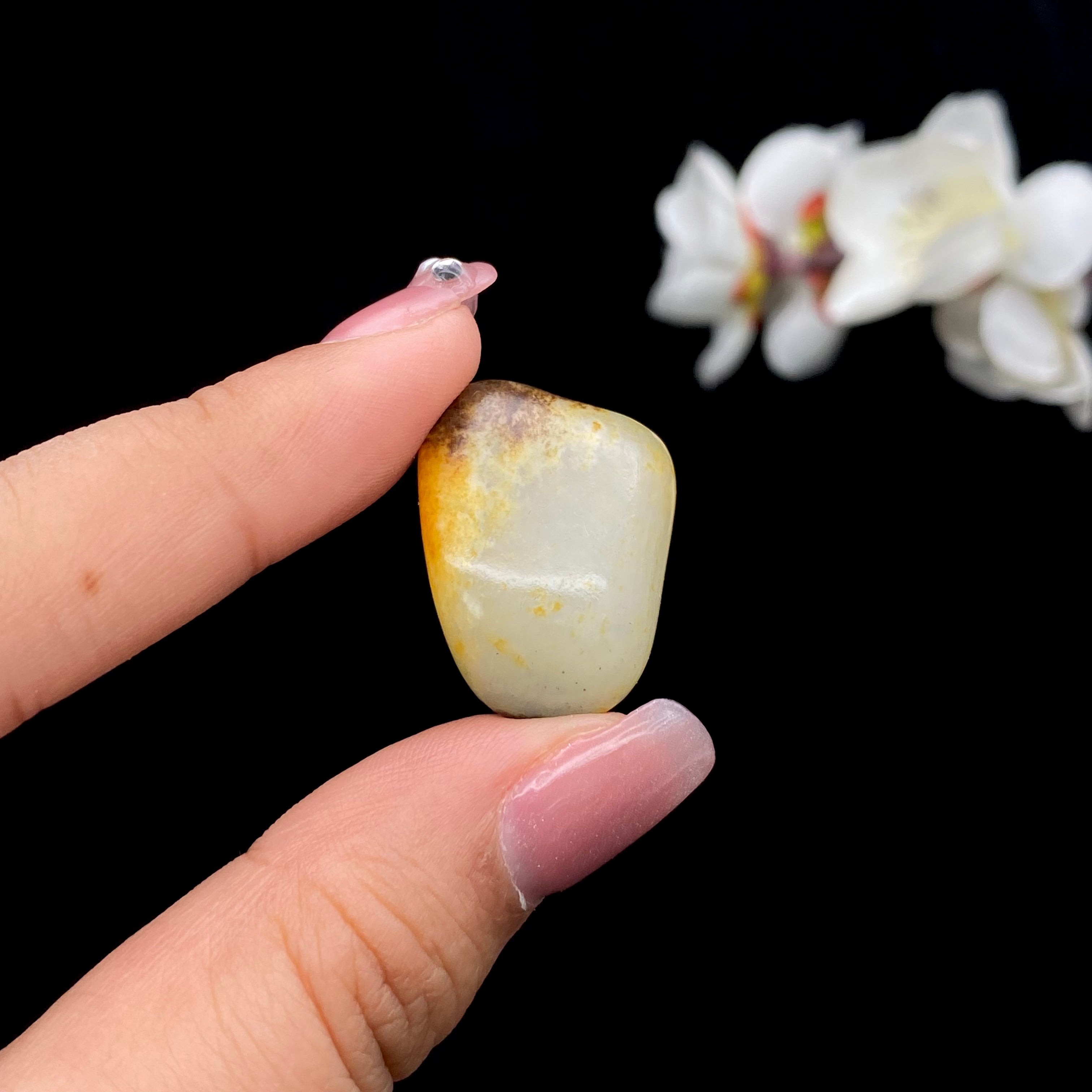 【超值推荐】和田玉-黄皮青花籽料原石挂件